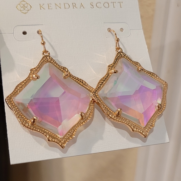 NWT BEAUTIFUL KENDRA SCOTT FACETED EARRINGS & LAYERED NECKLACE BUNDLE - Picture 13 of 13